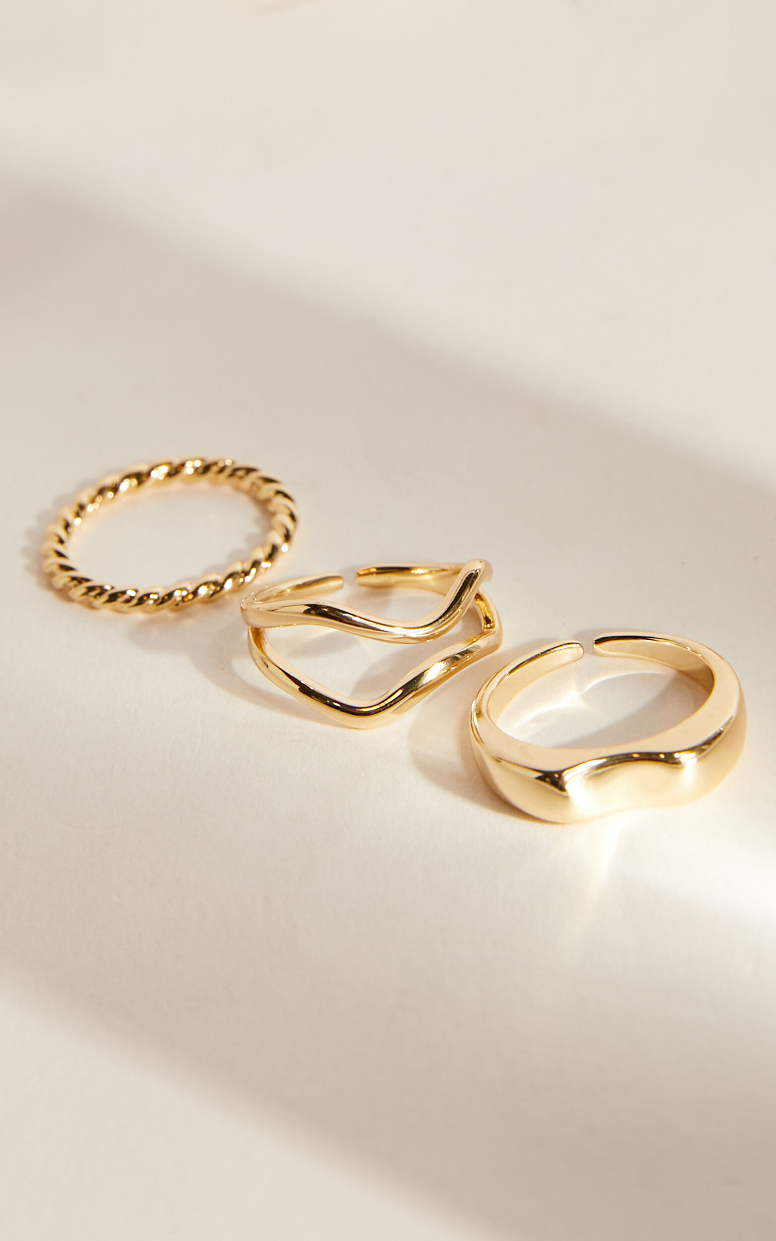 Florice 3 Pack Ring Set in Gold