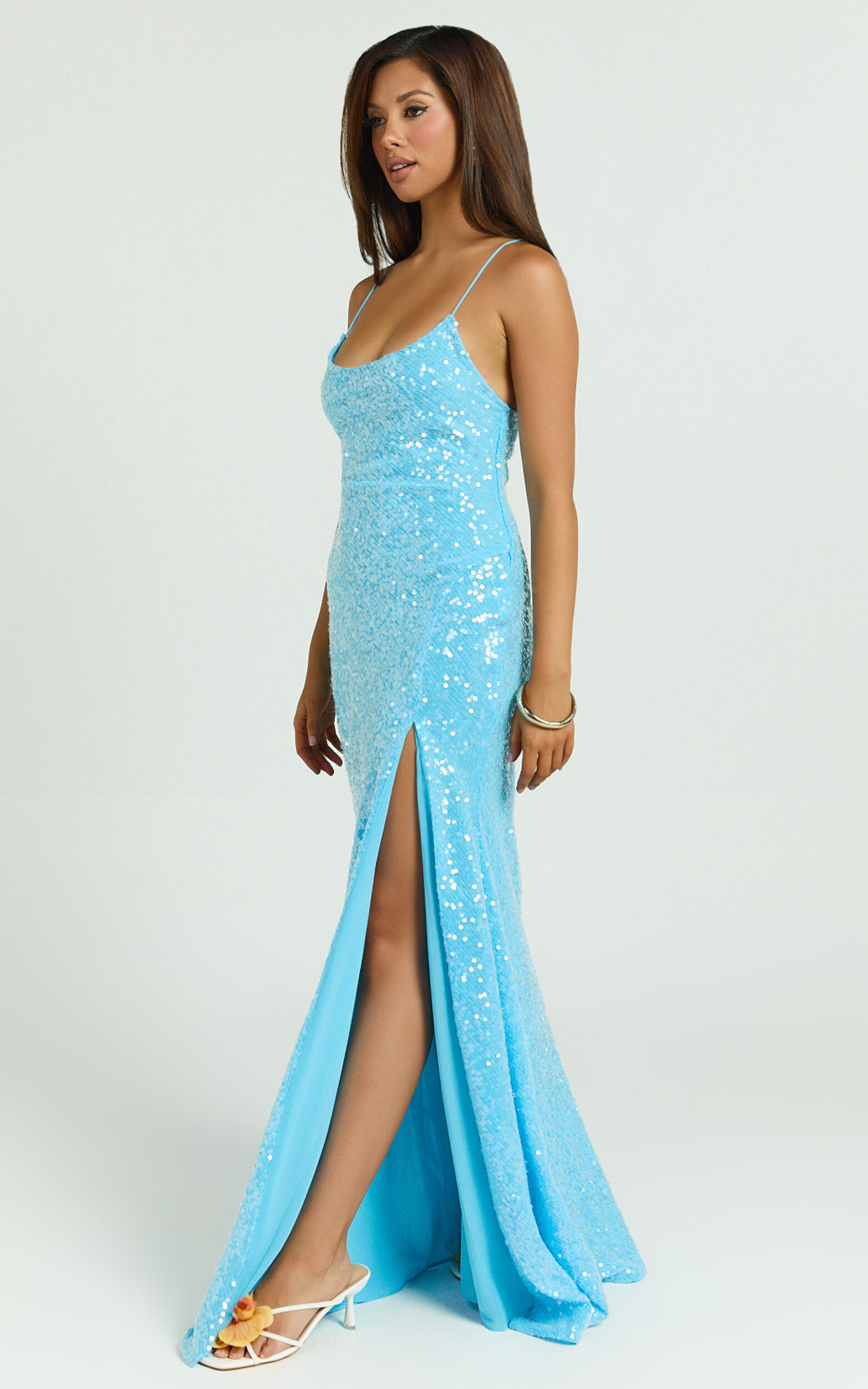 Priya Maxi Dress - Scoop Neck Open Back Dress in Blue