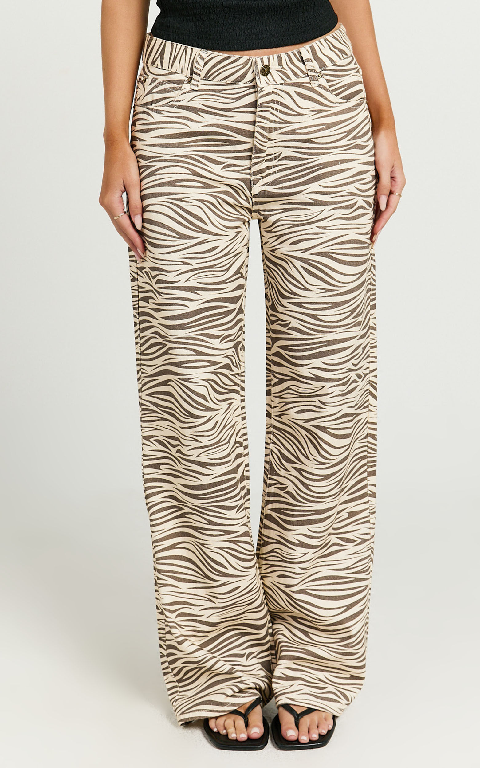 Lioness - Top Model Jean in Zebra