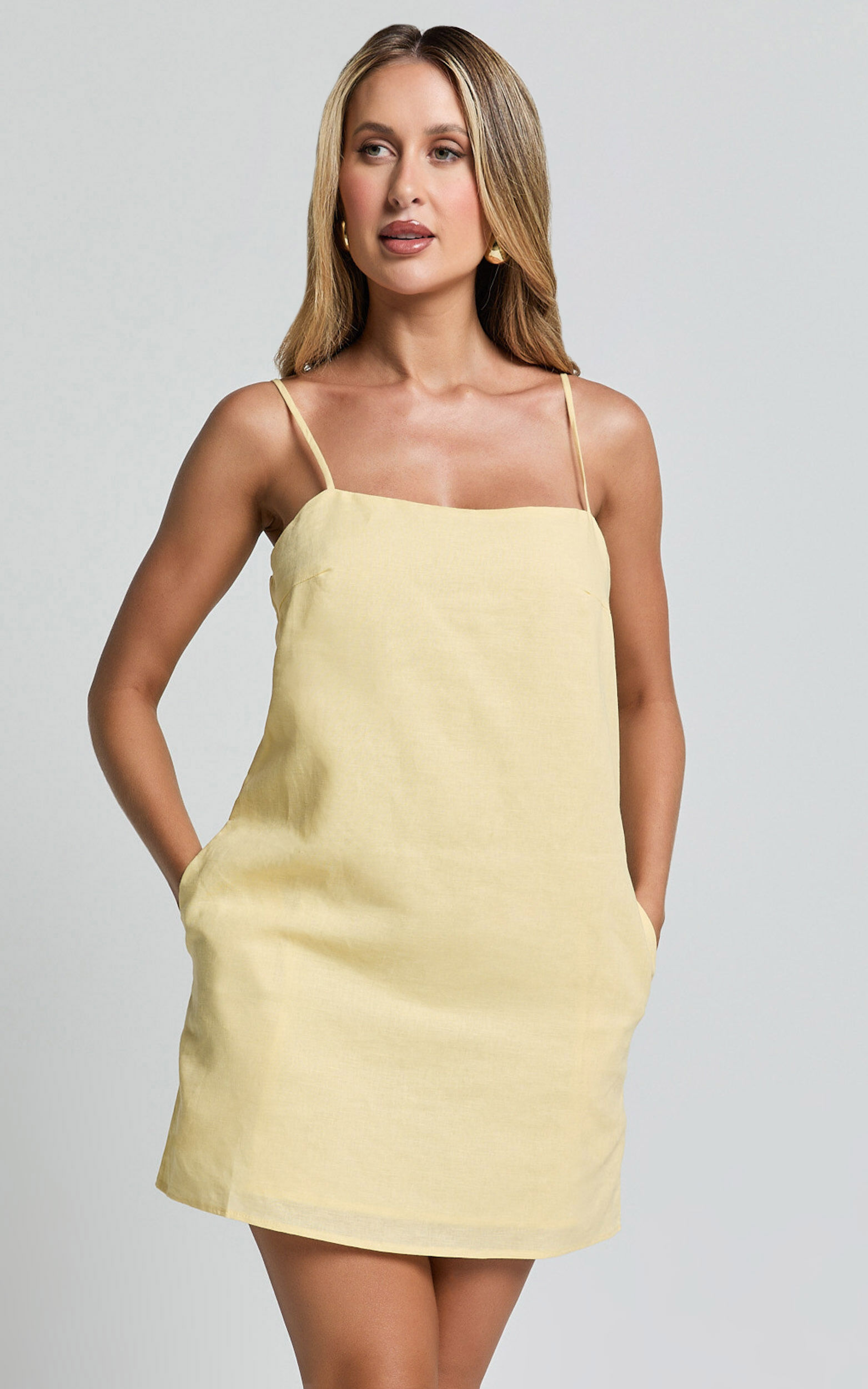Mavie Mini Linen Dress - Linen Strappy Shift Dress in Lemon