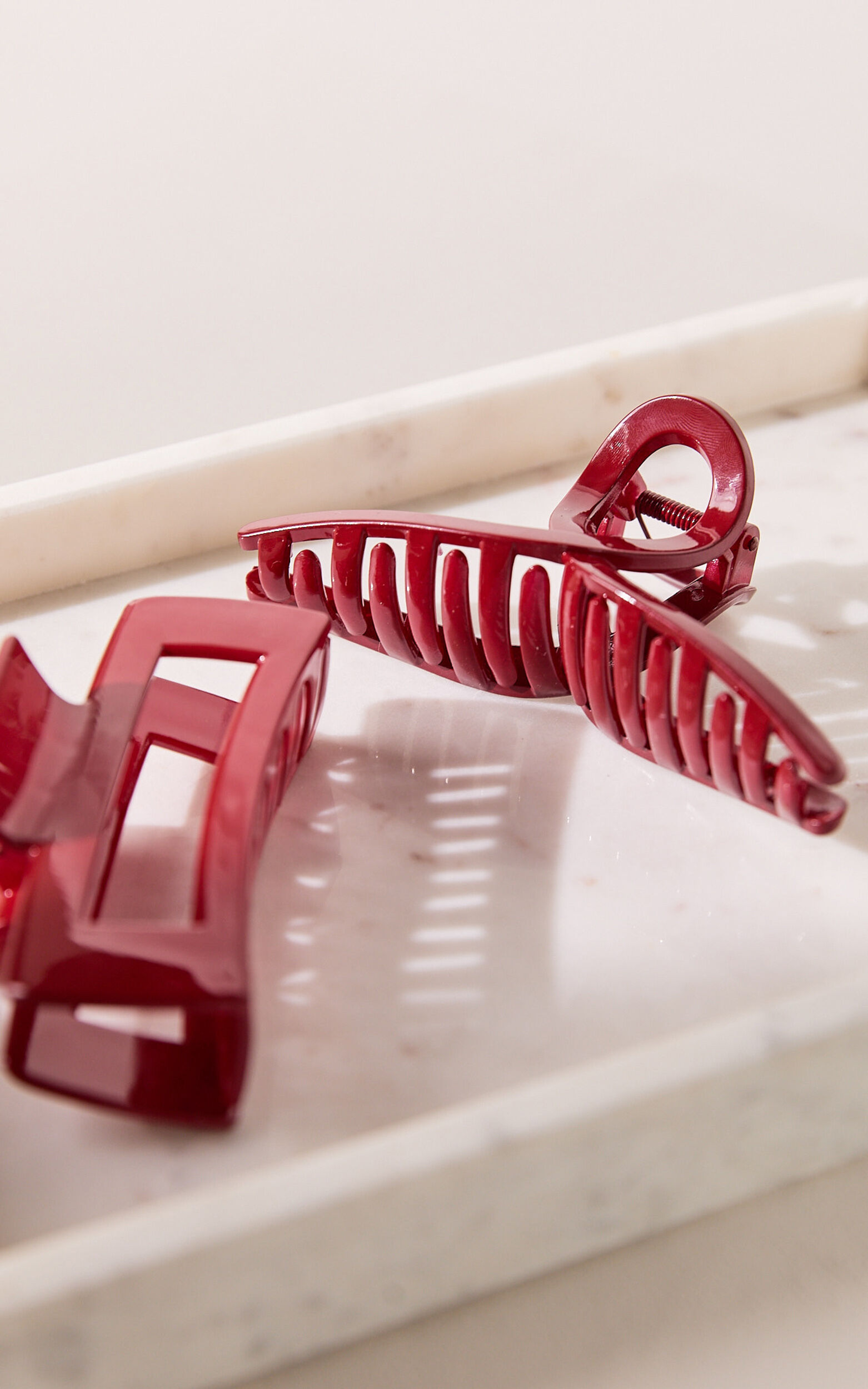 Bec Claw Clip Pack in Red