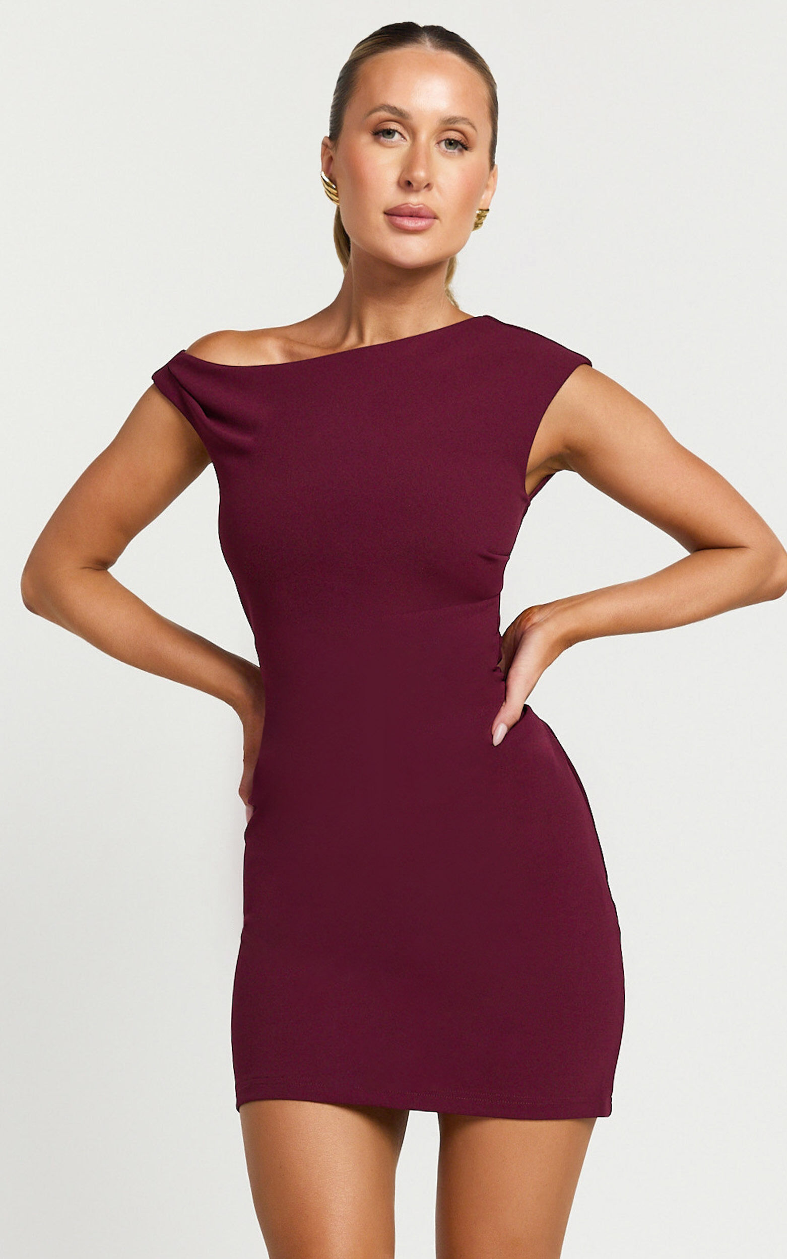 Vilma Mini Dress - One Shoulder Bodycon Dress in Wine