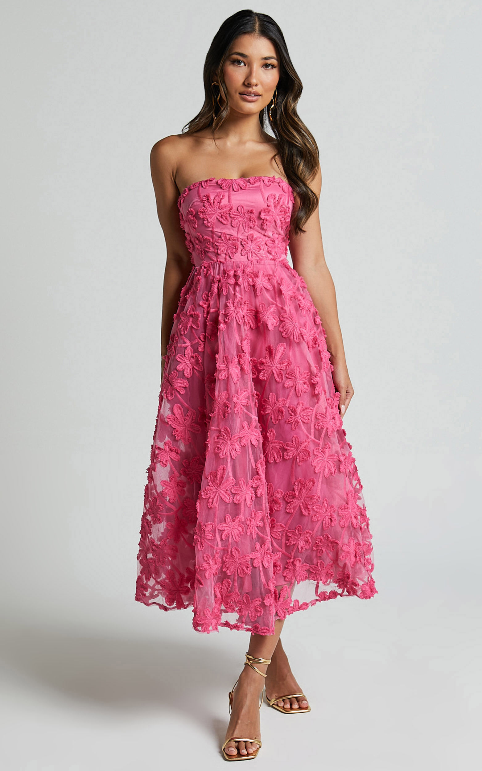 Rheiva Midi Dress - Strapless 3D Embroidery Midi Dress in Pink