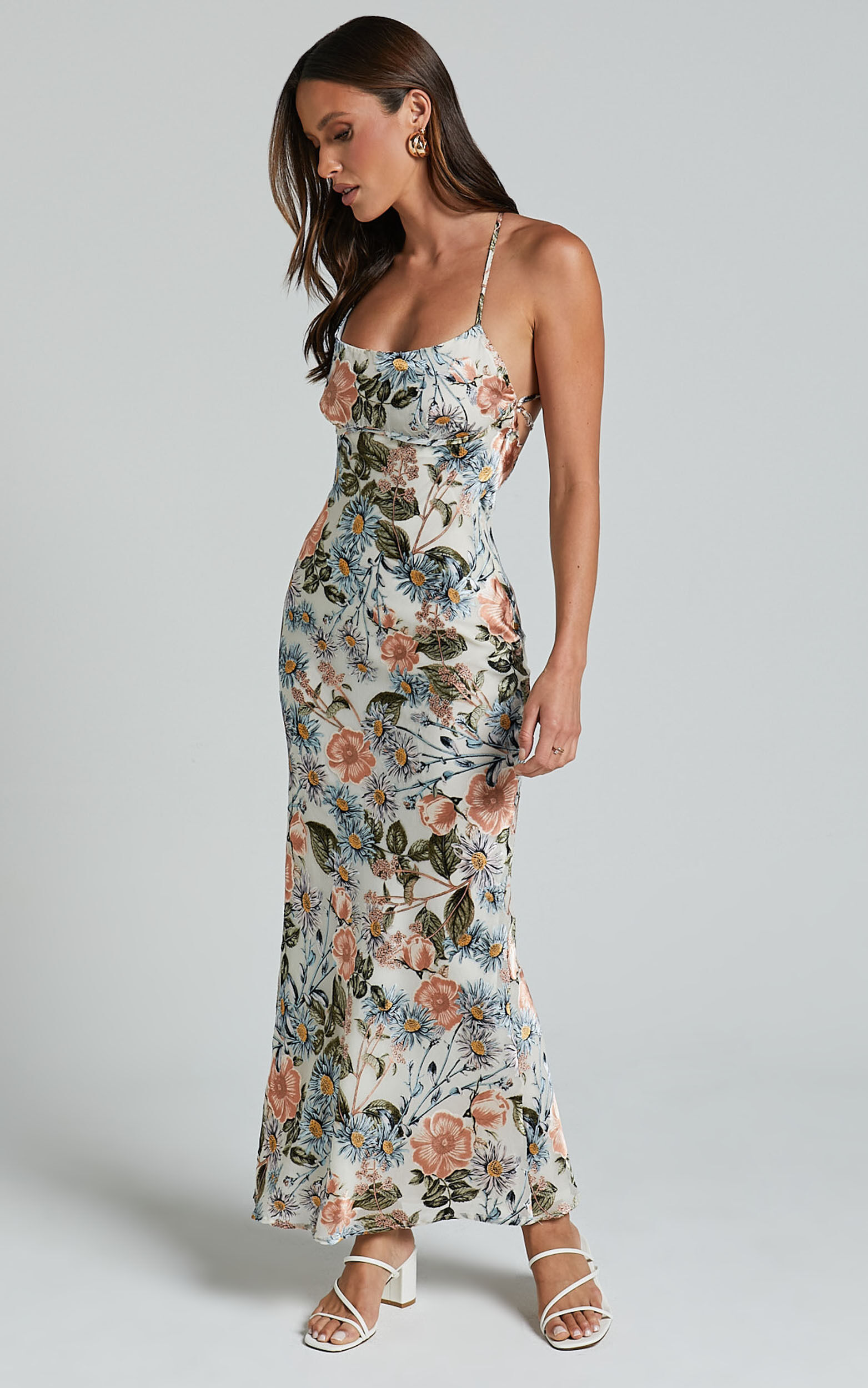 Constanzie Maxi Dress - Open Tie Back Dress in Peach Floral