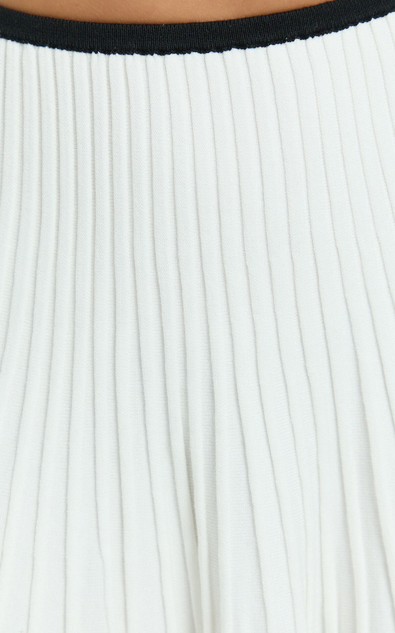 Naomi Two Piece Set - Contrast Knit Button Up Long Sleeve And Pleated Mini Skirt in Cream