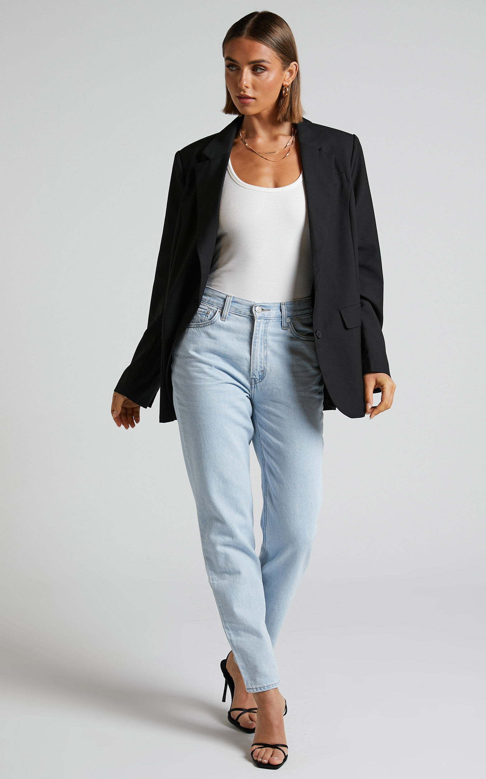 Izara Blazer - Oversized Boyfriend Fit Blazer in Black