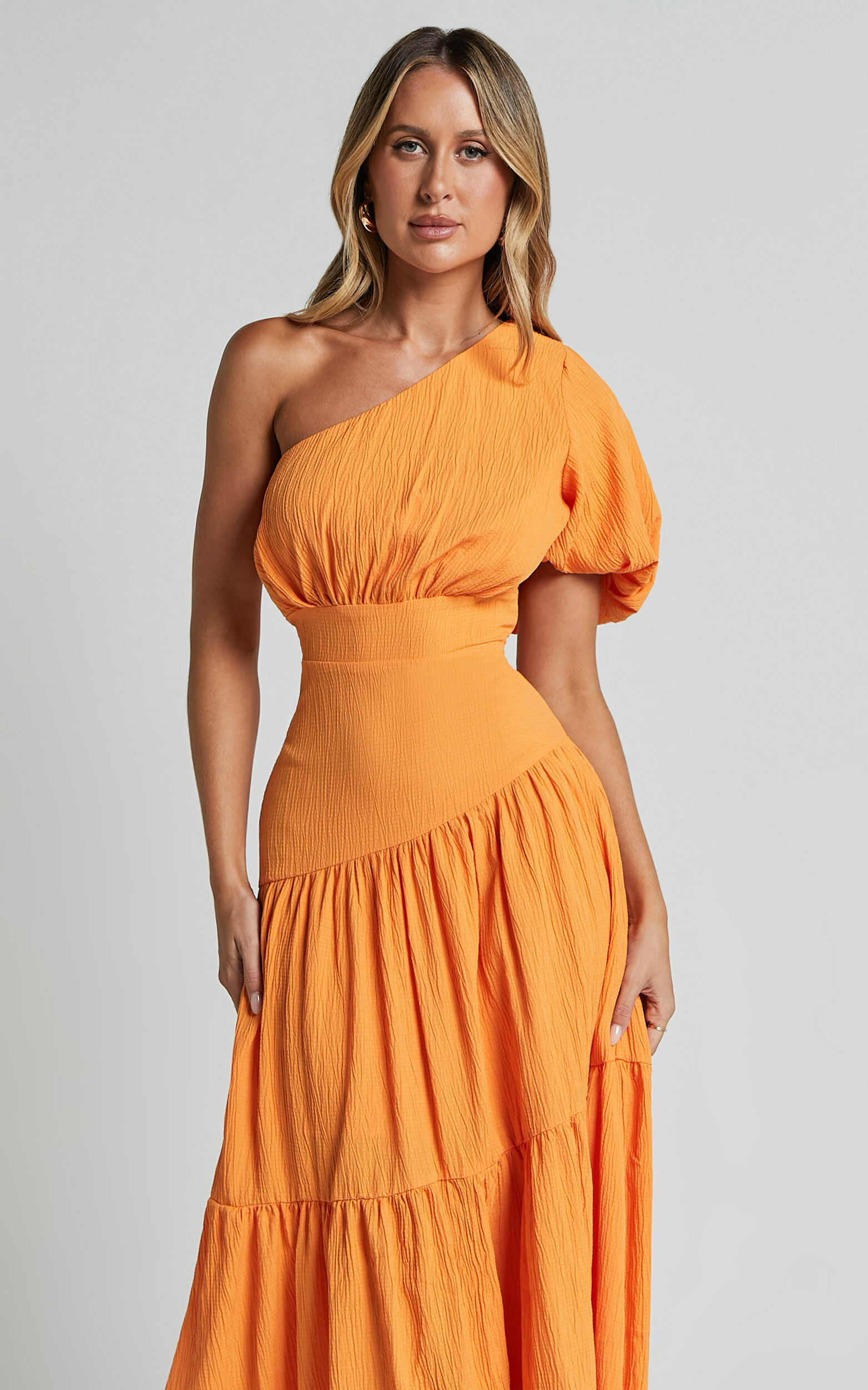 Ciara Midi Dress - One Shoulder Short Puff Sleeve Tiered Dress in Mango