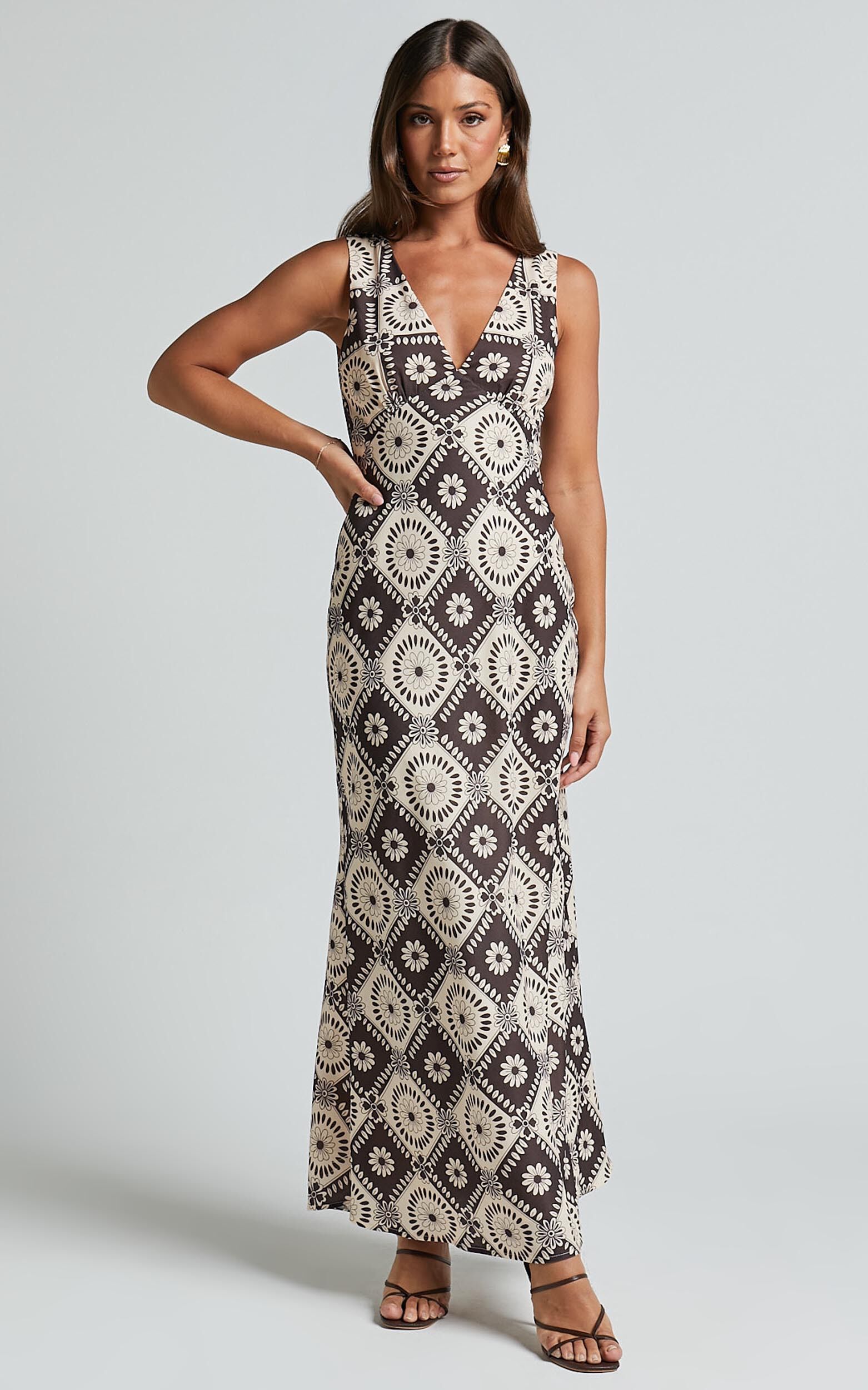 Ryhana Midi Dress - Deep V Nick Sleeveless Slip Dress in Brown & Cream Geo