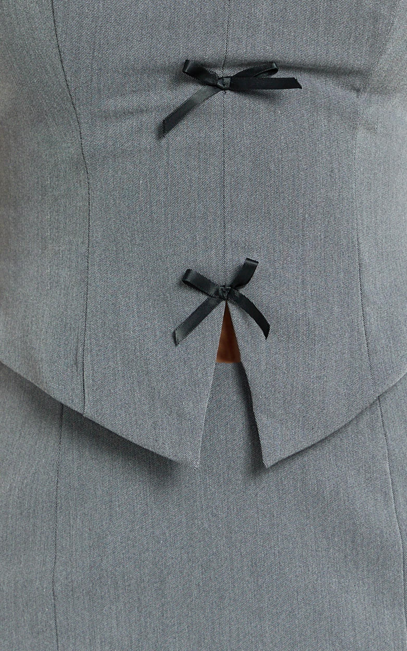 Cartia Two Piece Set - Bow Front Square Neck Vest And Fitted Double Leg Split Skirt Set in Grey