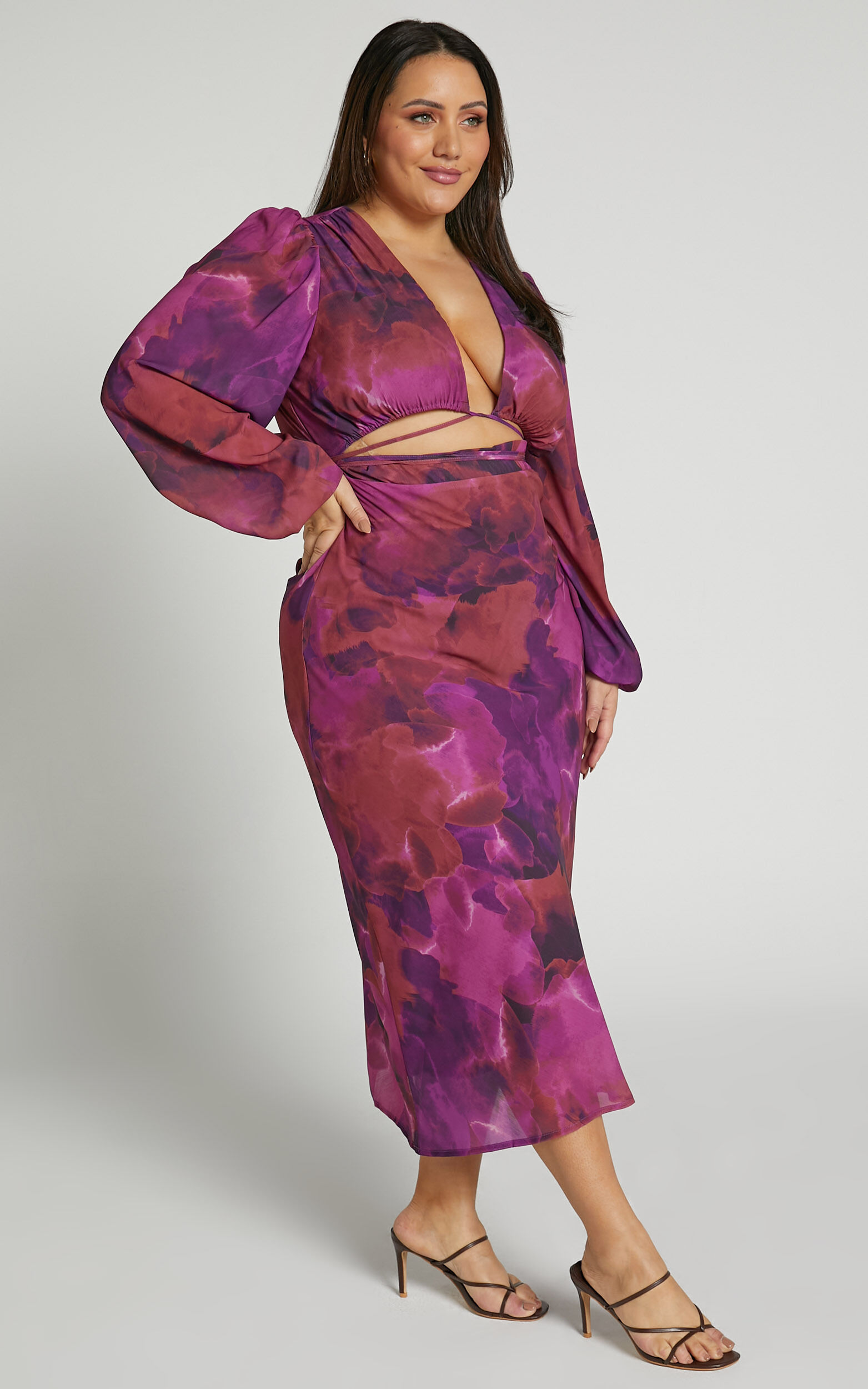 Artola Midi Dress - Front Cut Out Long Sleeve Dress in Blurred Dreams