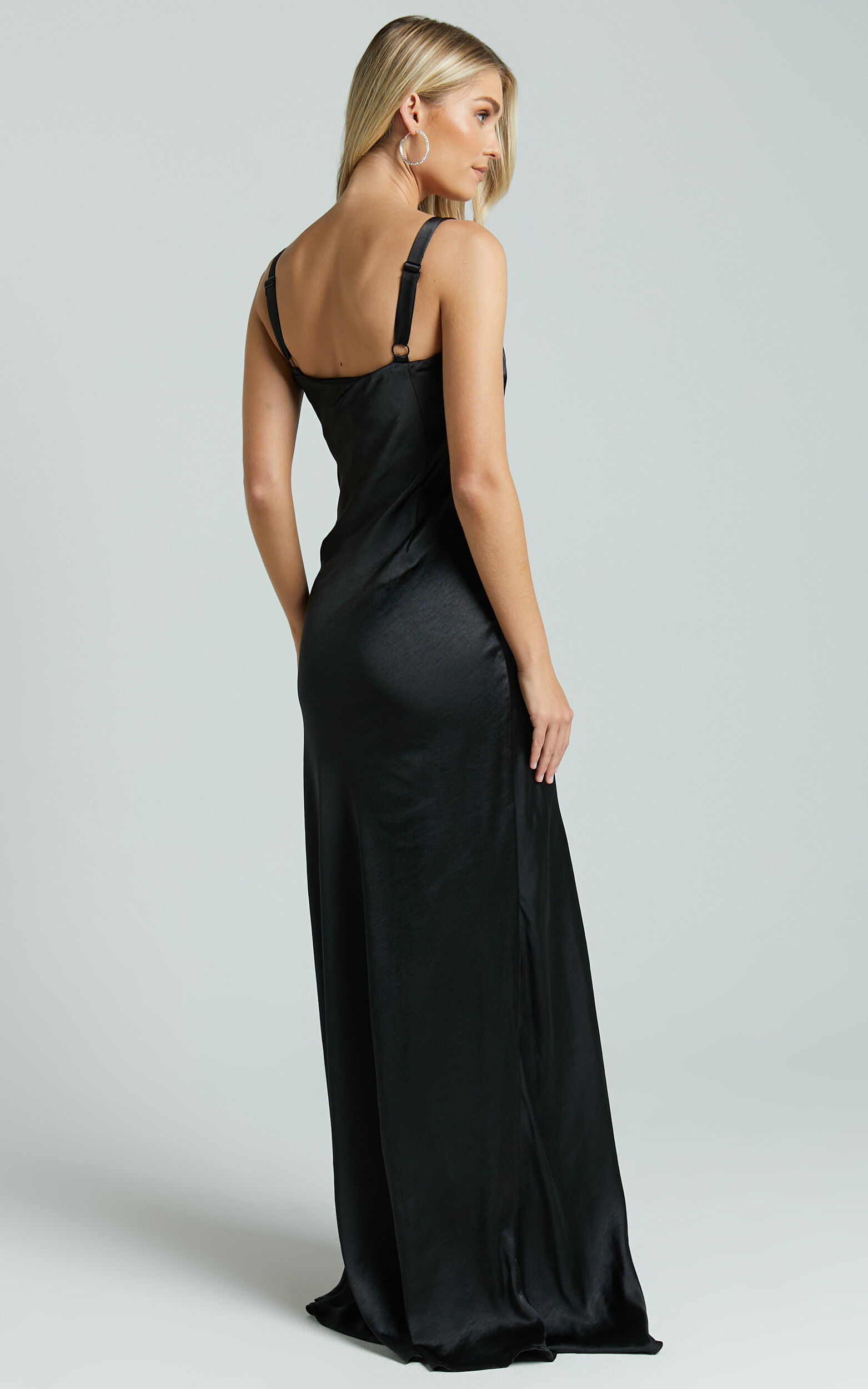Anjorie Maxi Dress - Plunge Neck Wide Strap Sleeveless Slip in Black