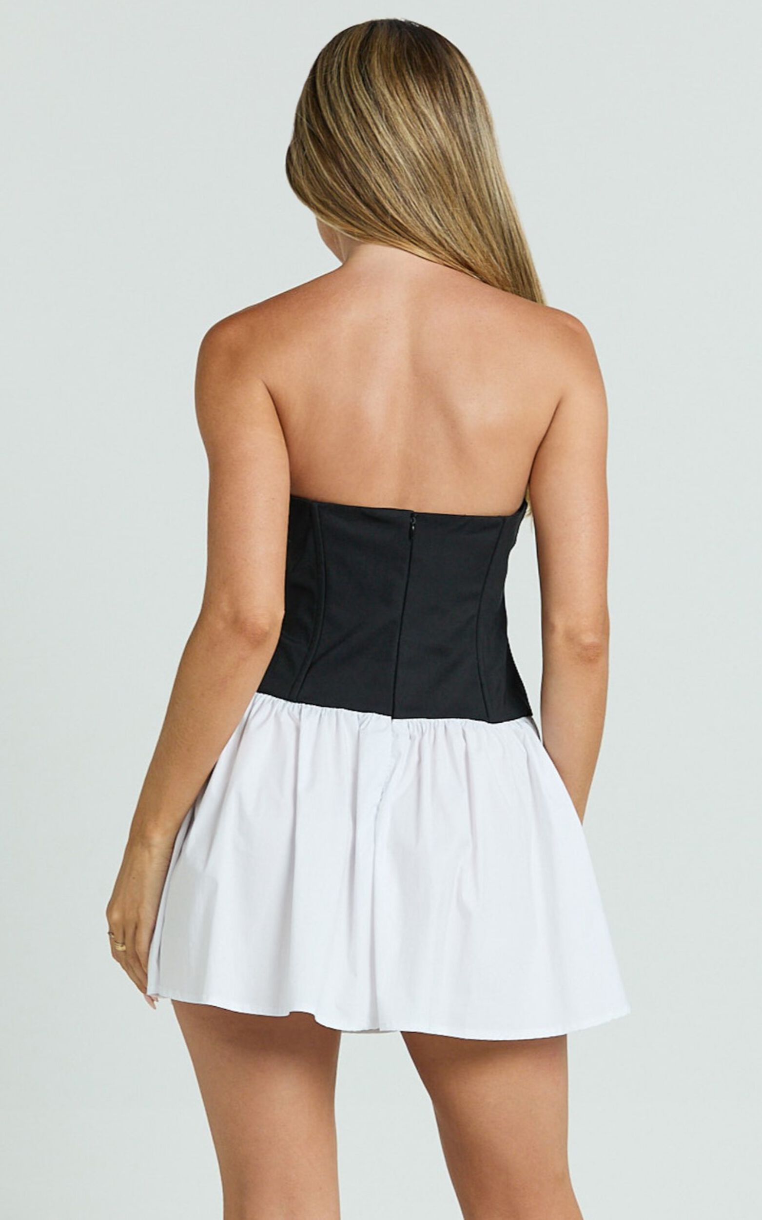 Adelita Mini Dress - Strapless Contrast Colour Bodice Gathered Poplin Skirt Dress in Black