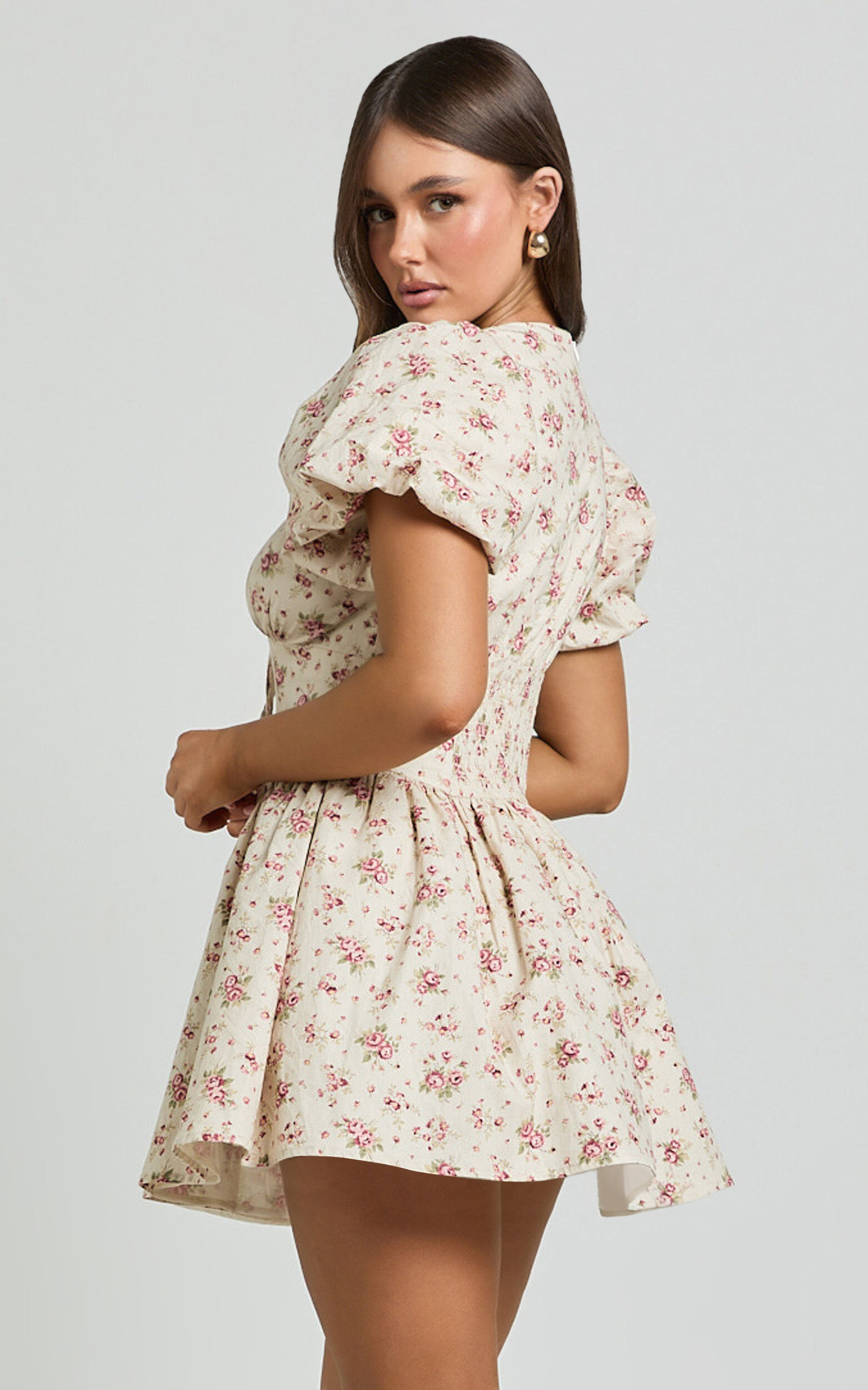 Evans Mini Dress - Short Sleeve Shirred Back Plunge Dress in Pink Floral