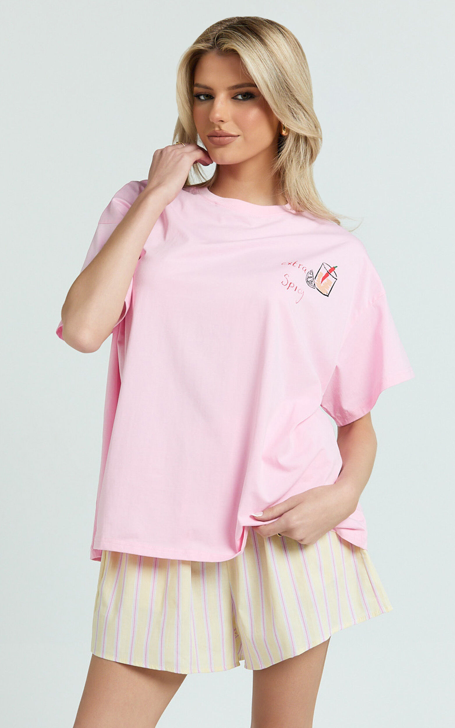 Bertina Two Piece Set - Extra Spicy T-Shirt Set in Pink