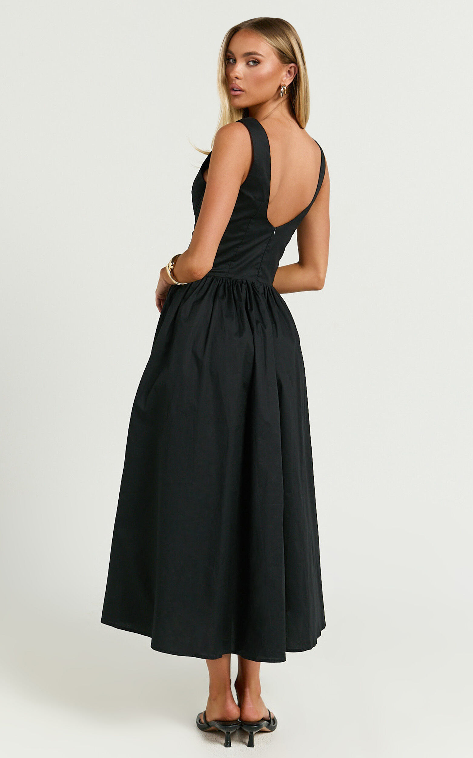 Beckett Midi Dress - Scoop Neck Drop V Waist Gathered Skirt Dress in Black