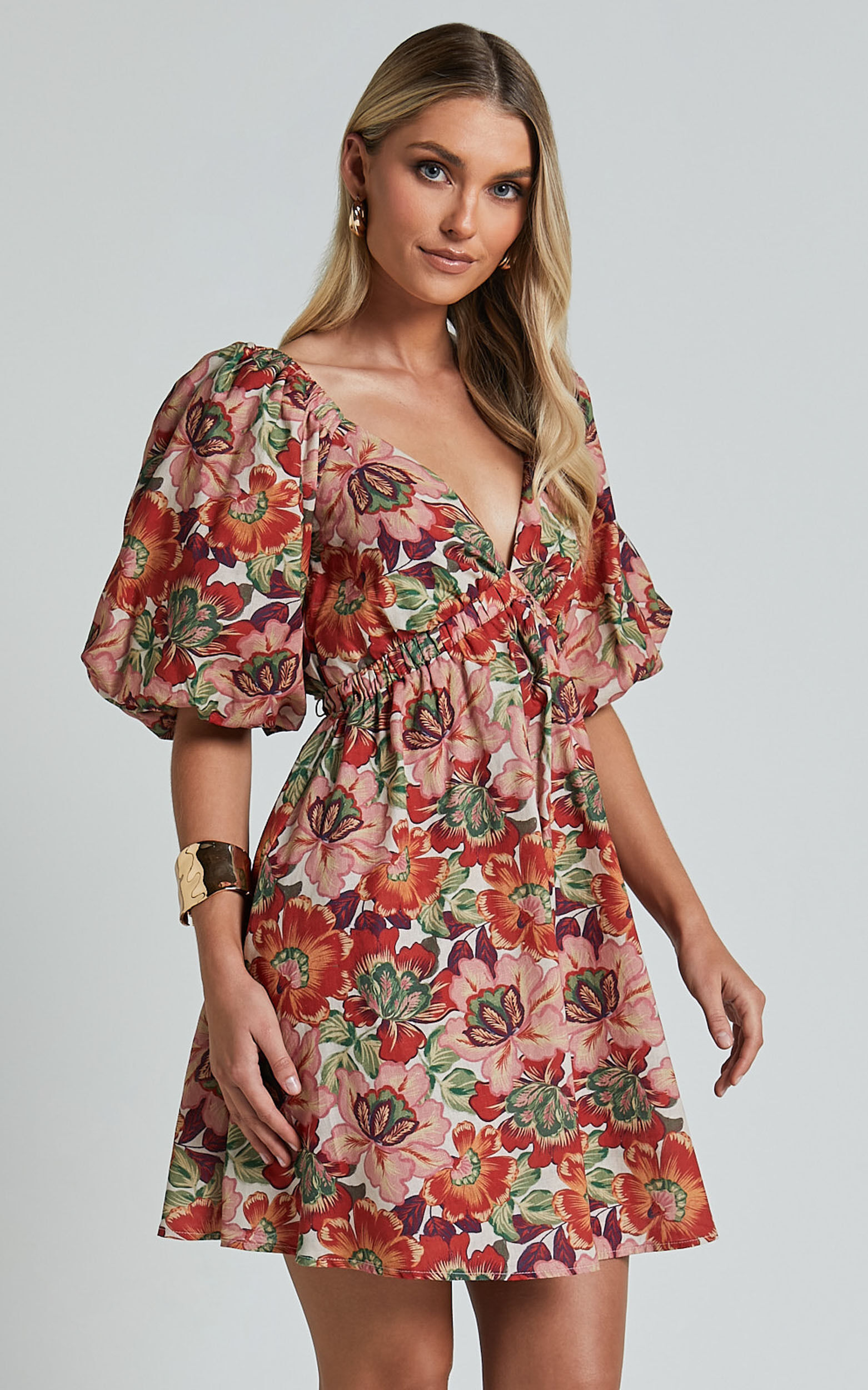 Amalie The Label - Loleta Linen Blend Short Balloon Sleeve Low Back Mini Dress in Musee Print