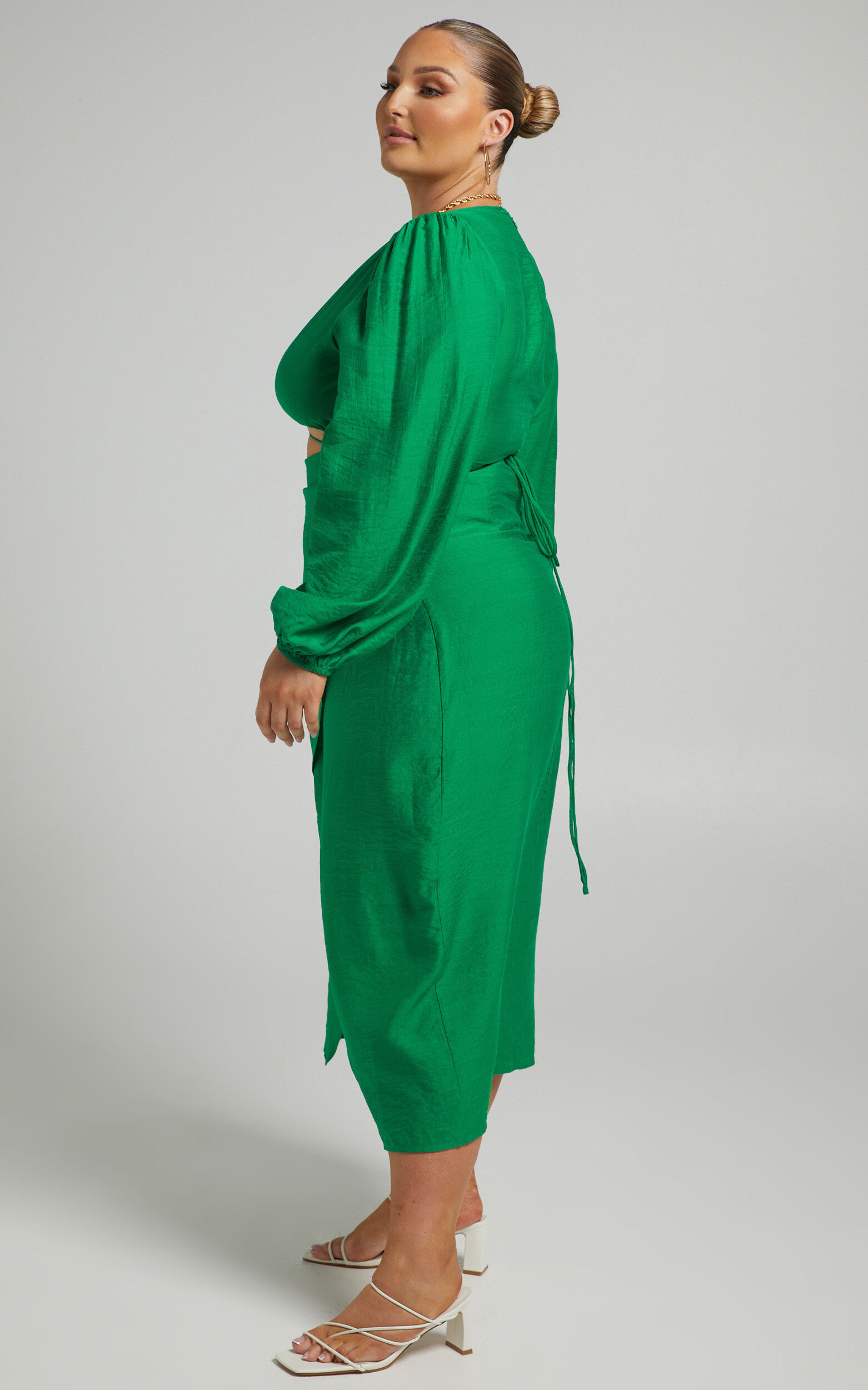 Demieh Midi Dress - Front Cut Out Long Sleeve Dress in Green