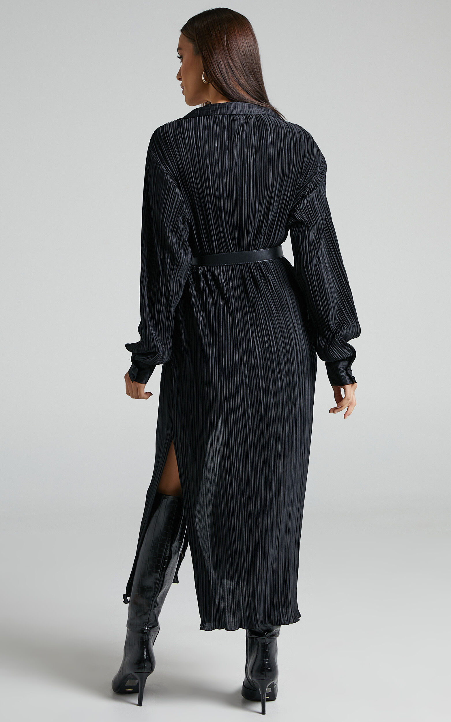 Donelli Midi Dress - Plisse Oversized Collared Shirt Dress in Black