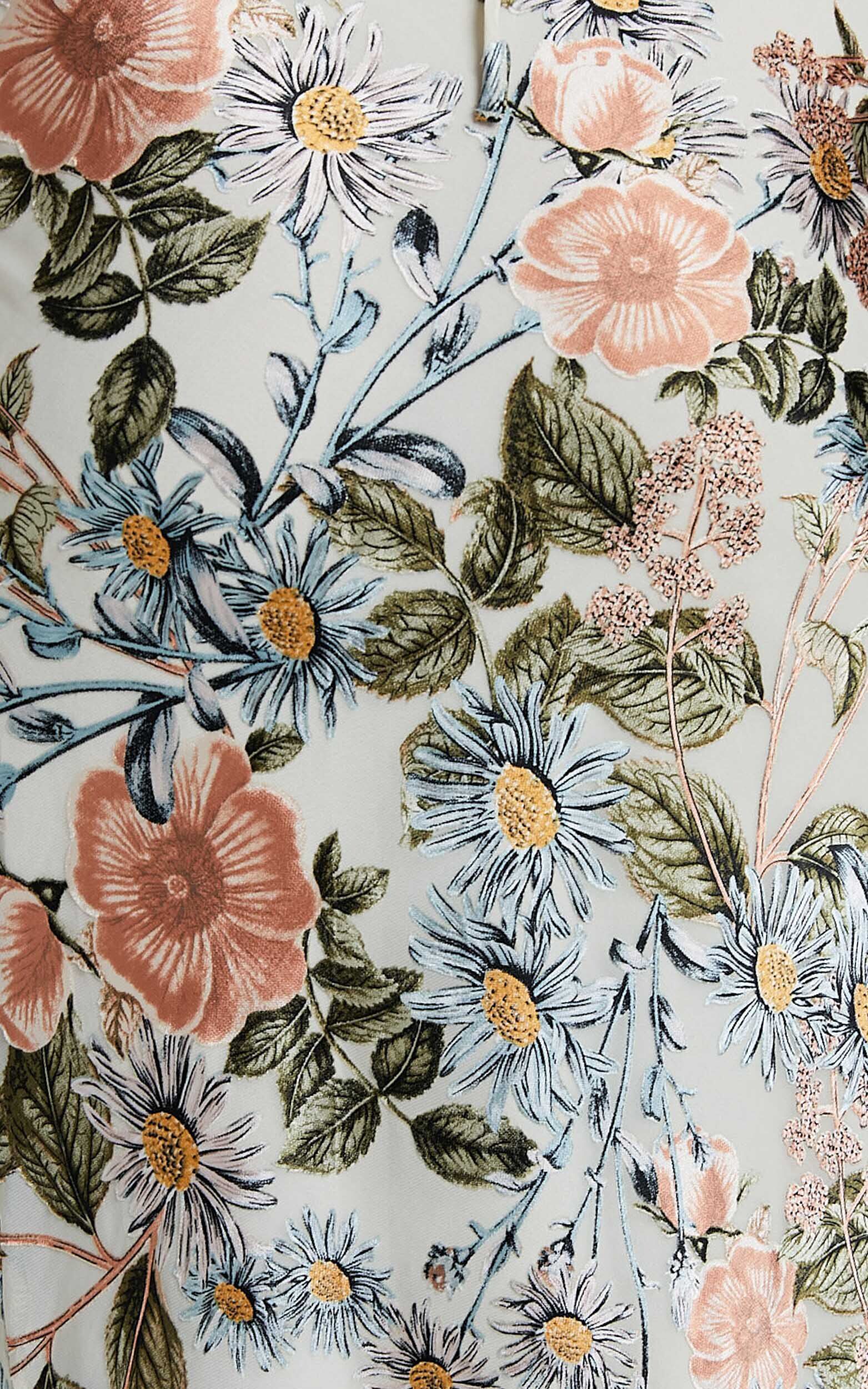 Constanzie Maxi Dress - Open Tie Back Dress in Peach Floral