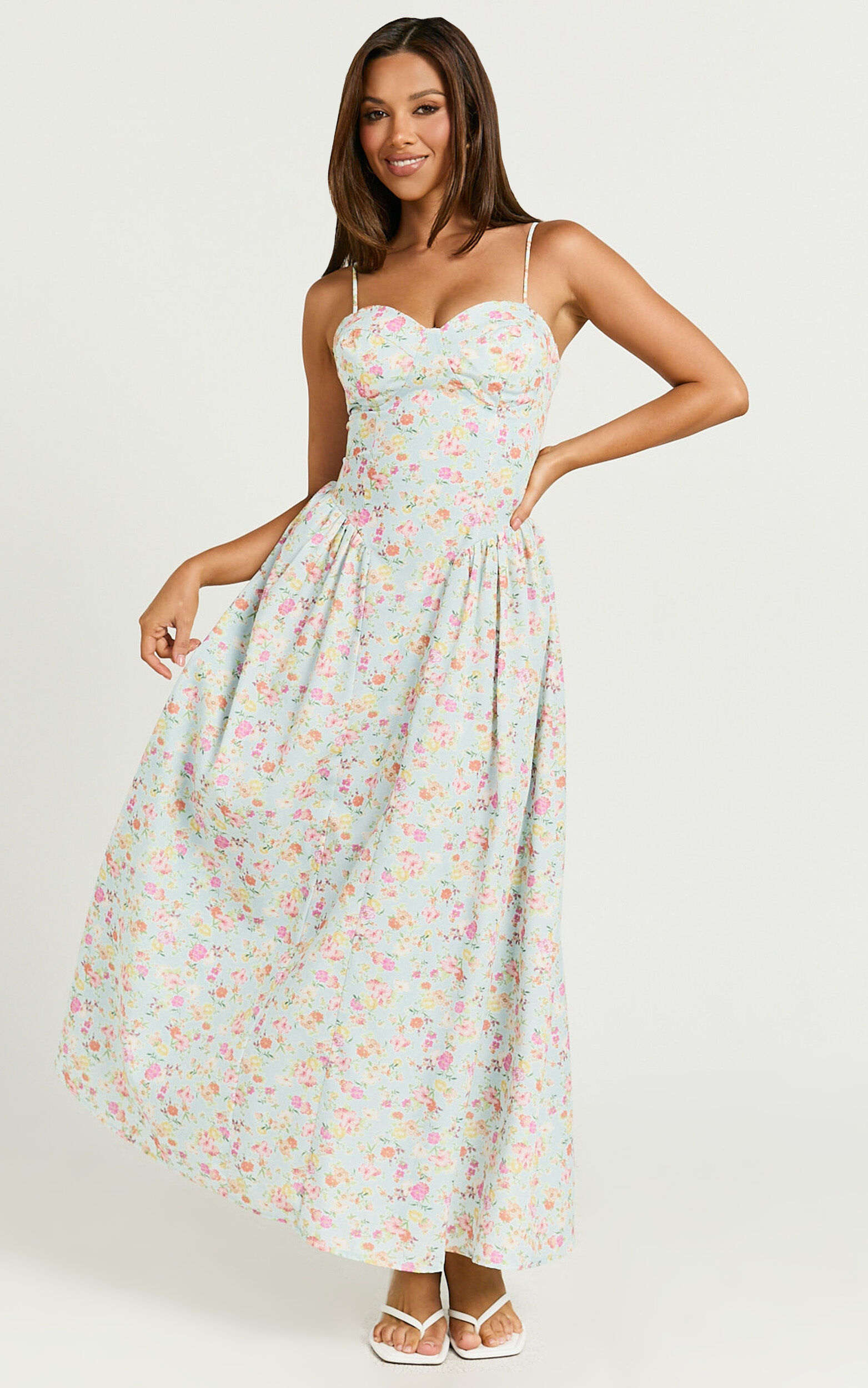 Jessica Midi Dress - Sweetheart Neck  Fit & Flare Midi Dress in Vintage Floral