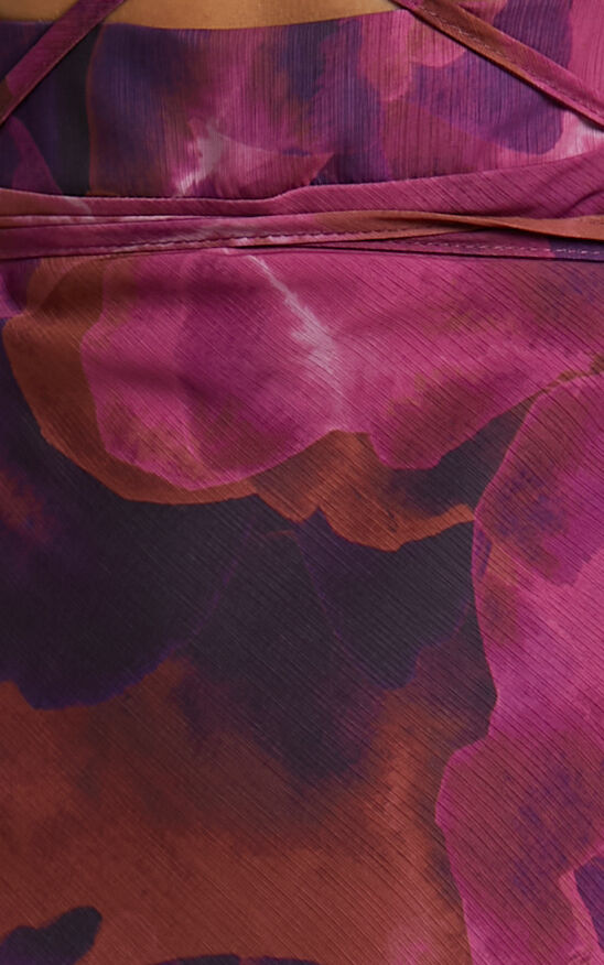 Artola Midi Dress - Front Cut Out Long Sleeve Dress in Blurred Dreams