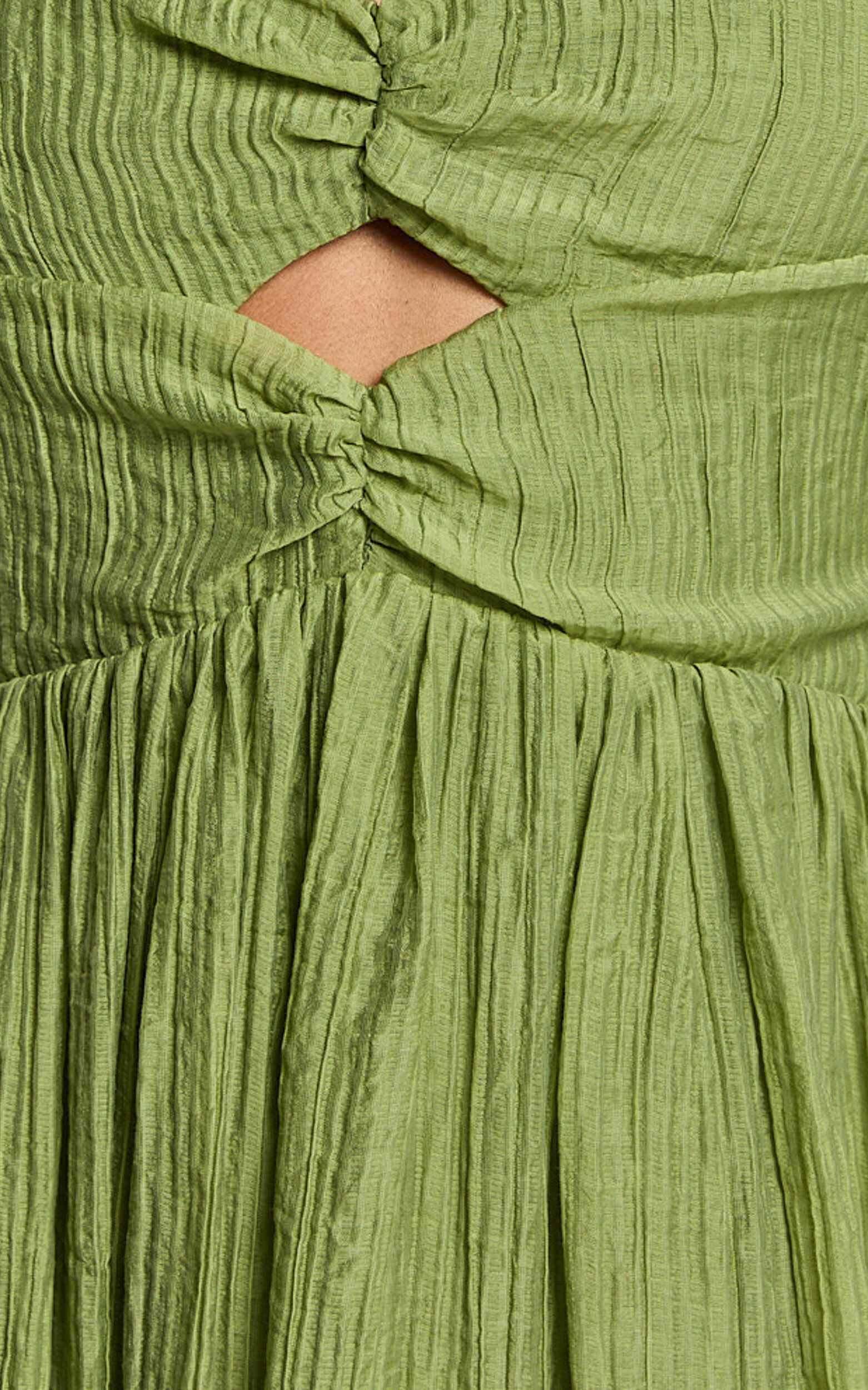 Zahara Midi Dress - Blouson Sleeve Cut Out Dress in Green