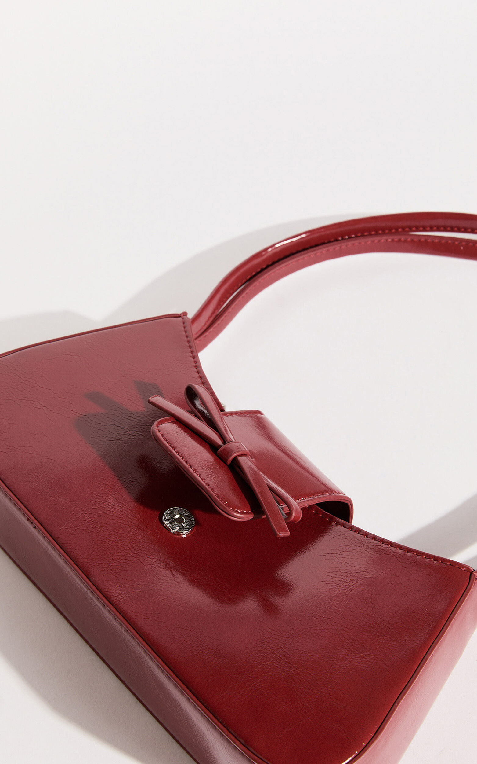 Venice Bag - PU Shoulder Bag in Red Cherry
