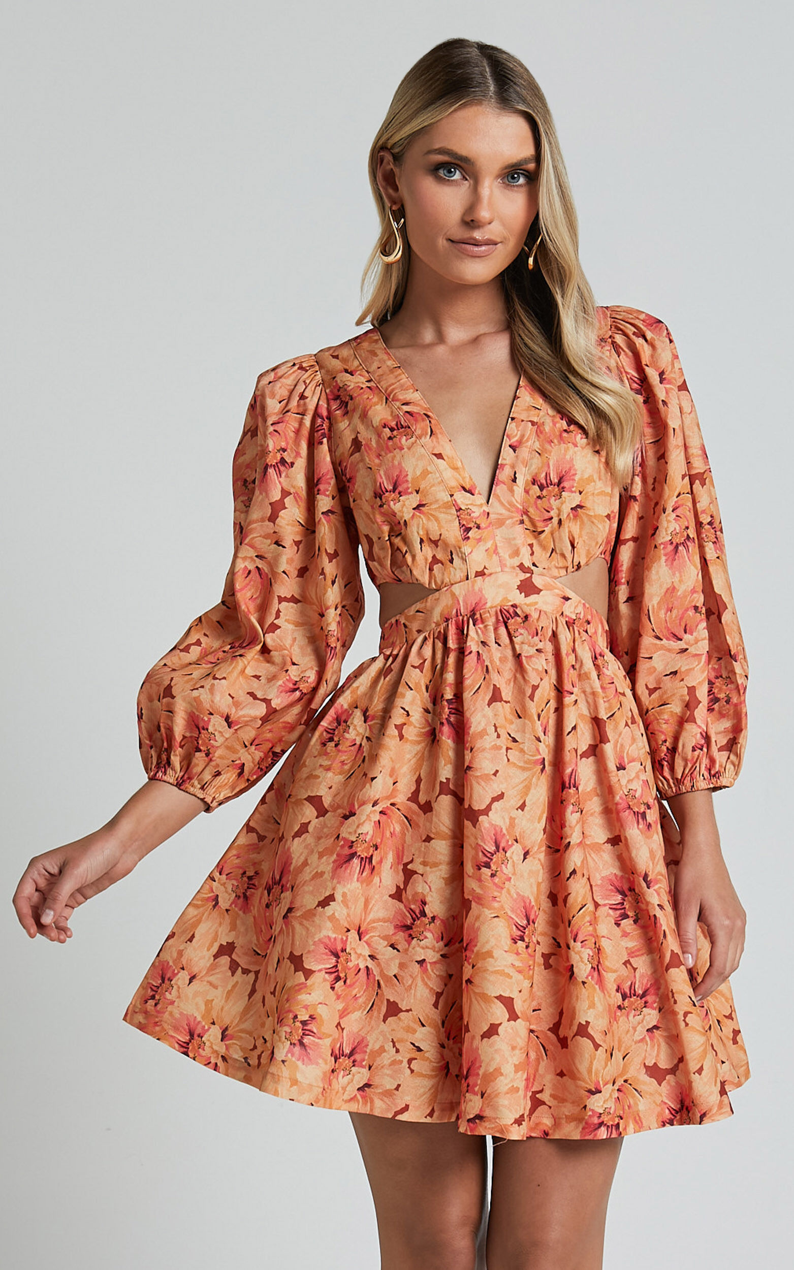 Amalie The Label - Mariana Linen Blend Balloon Sleeve Mini Dress in Valencia Print