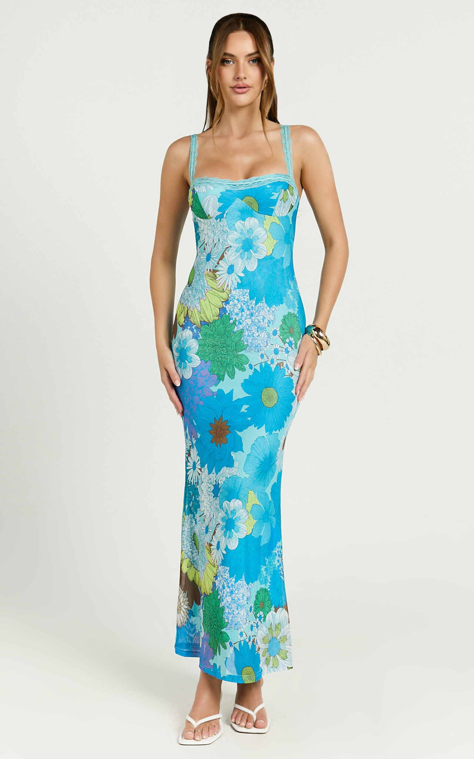 Shelia Midi Dress - Floral Printed Sweetheart Midi Dress in Blue Floral