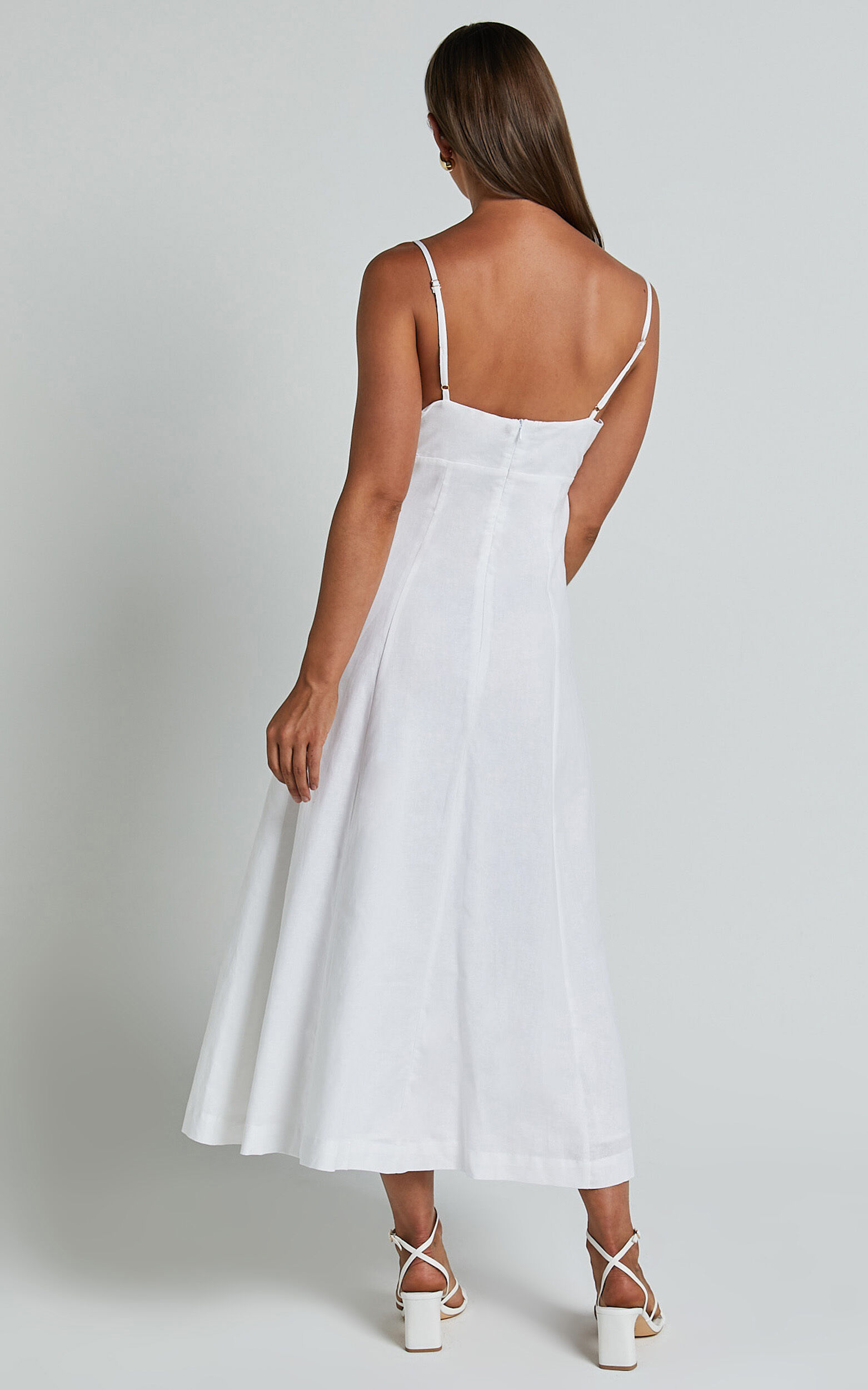 Amalie The Label - Carietta Linen Blend Strappy Sweetheart Cut Out A Line Midi Dress in White