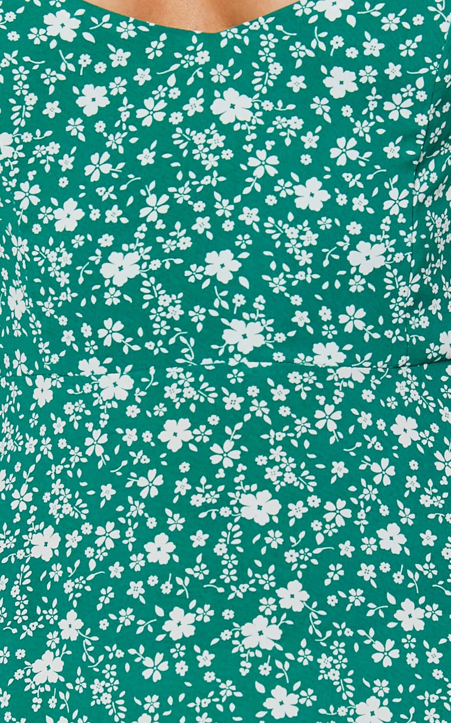 Donissa Midi Dress - Thigh Split Flutter Sleeve Dress in Green