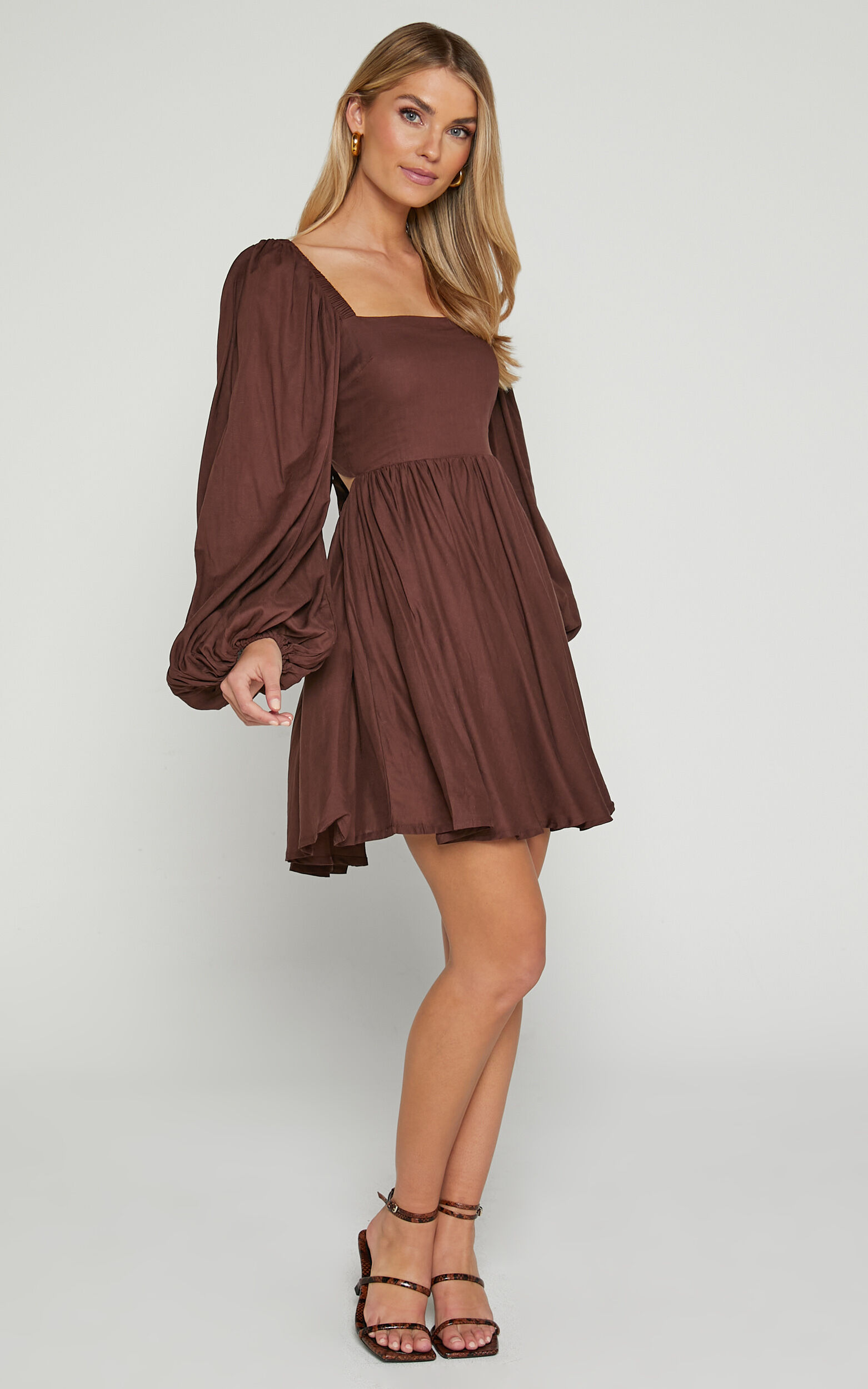 Alessandra Mini Dress - Linen Puff Sleeves Dress in Chocolate