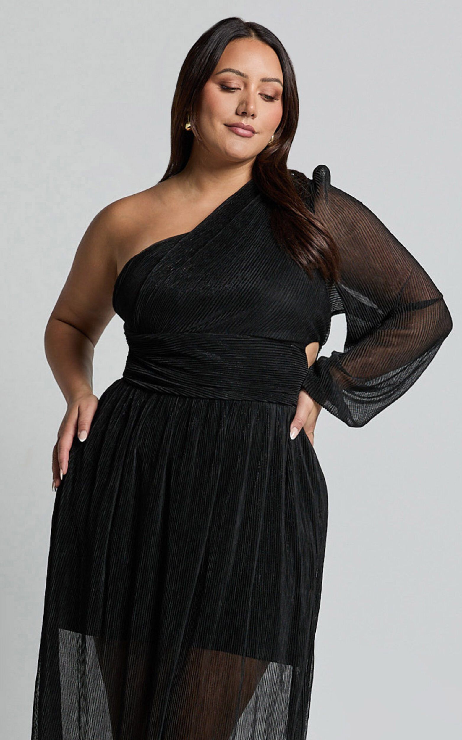Arosa Maxi Dress - One Shoulder Long Sleeve in Black