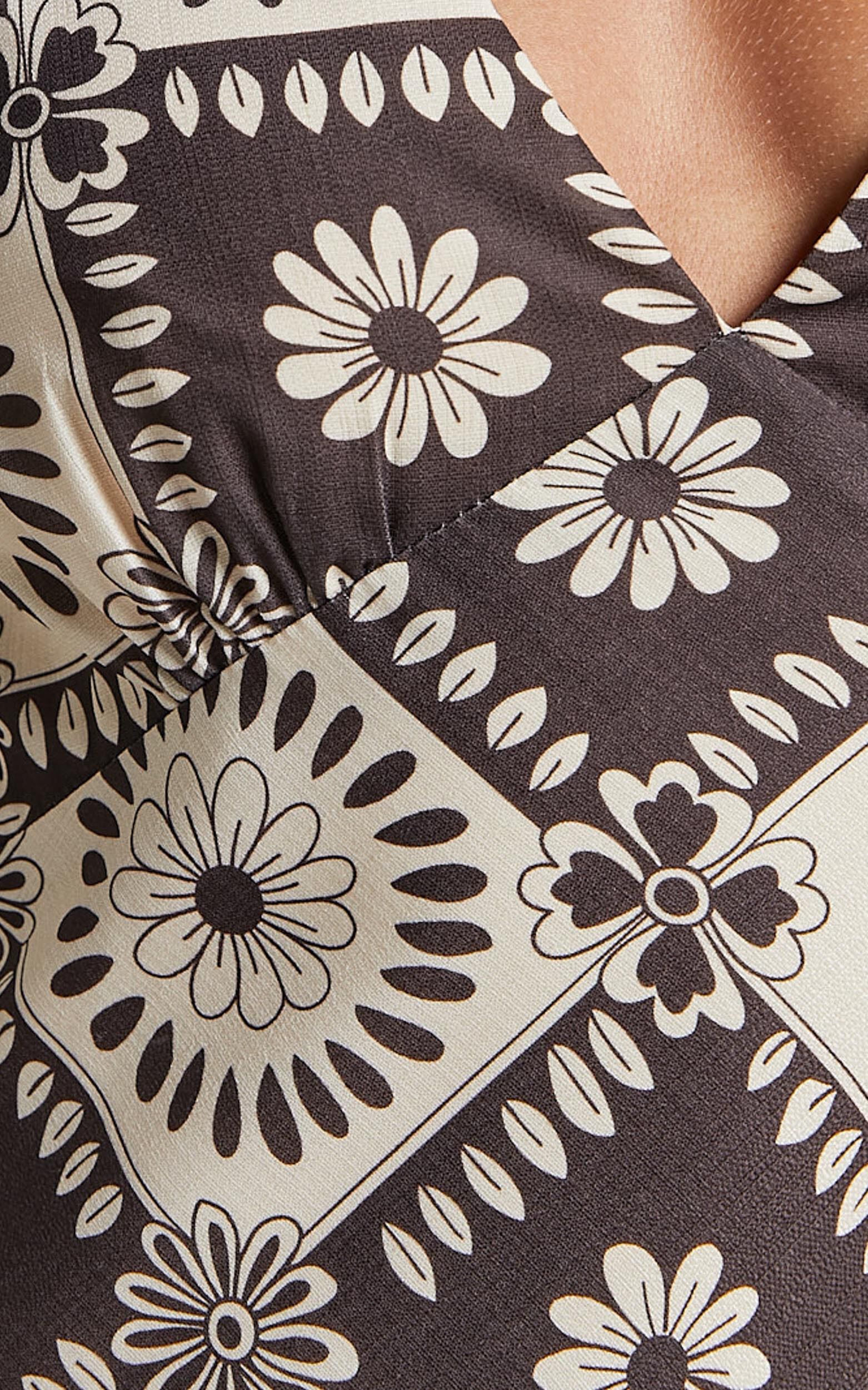 Ryhana Midi Dress - Deep V Nick Sleeveless Slip Dress in Brown & Cream Geo