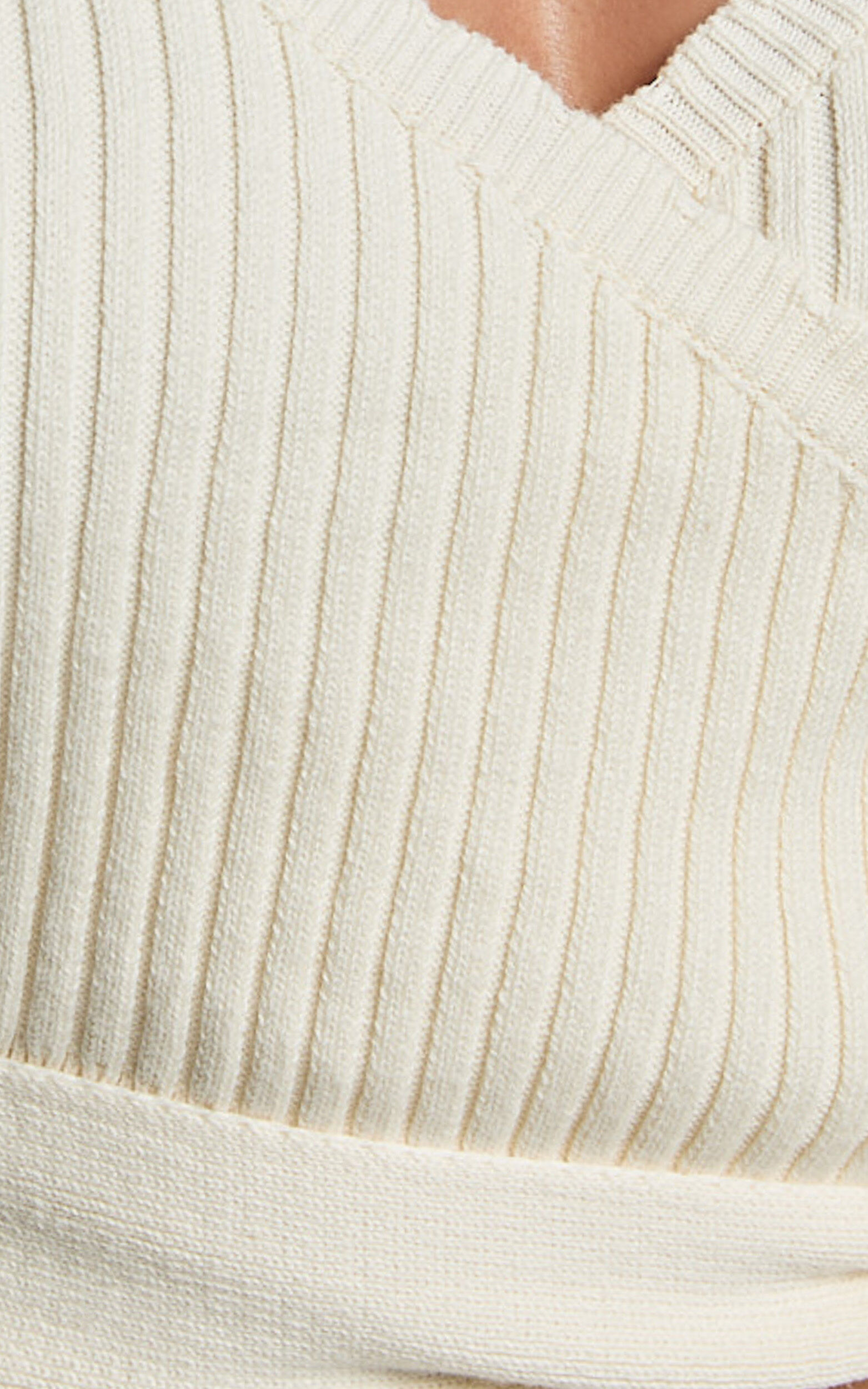 Andreia Midi Dress - Knitted Wrap Long Sleeve Dress in Cream