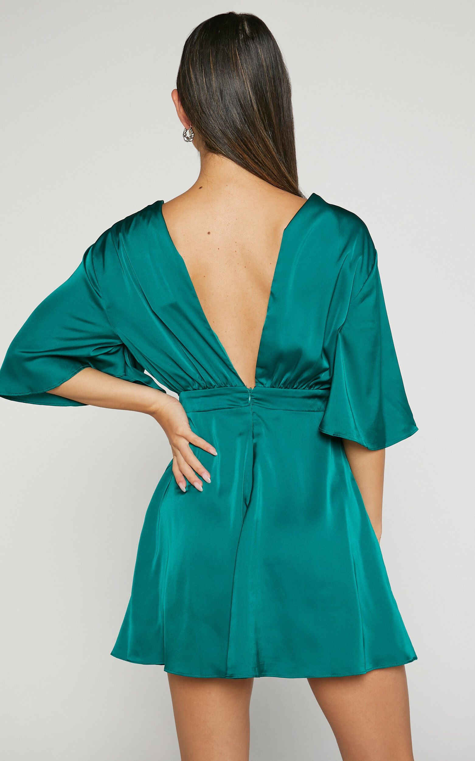 Carmella Mini Dress - Plunge Neck Short Flutter Sleeve Dress in Emerald