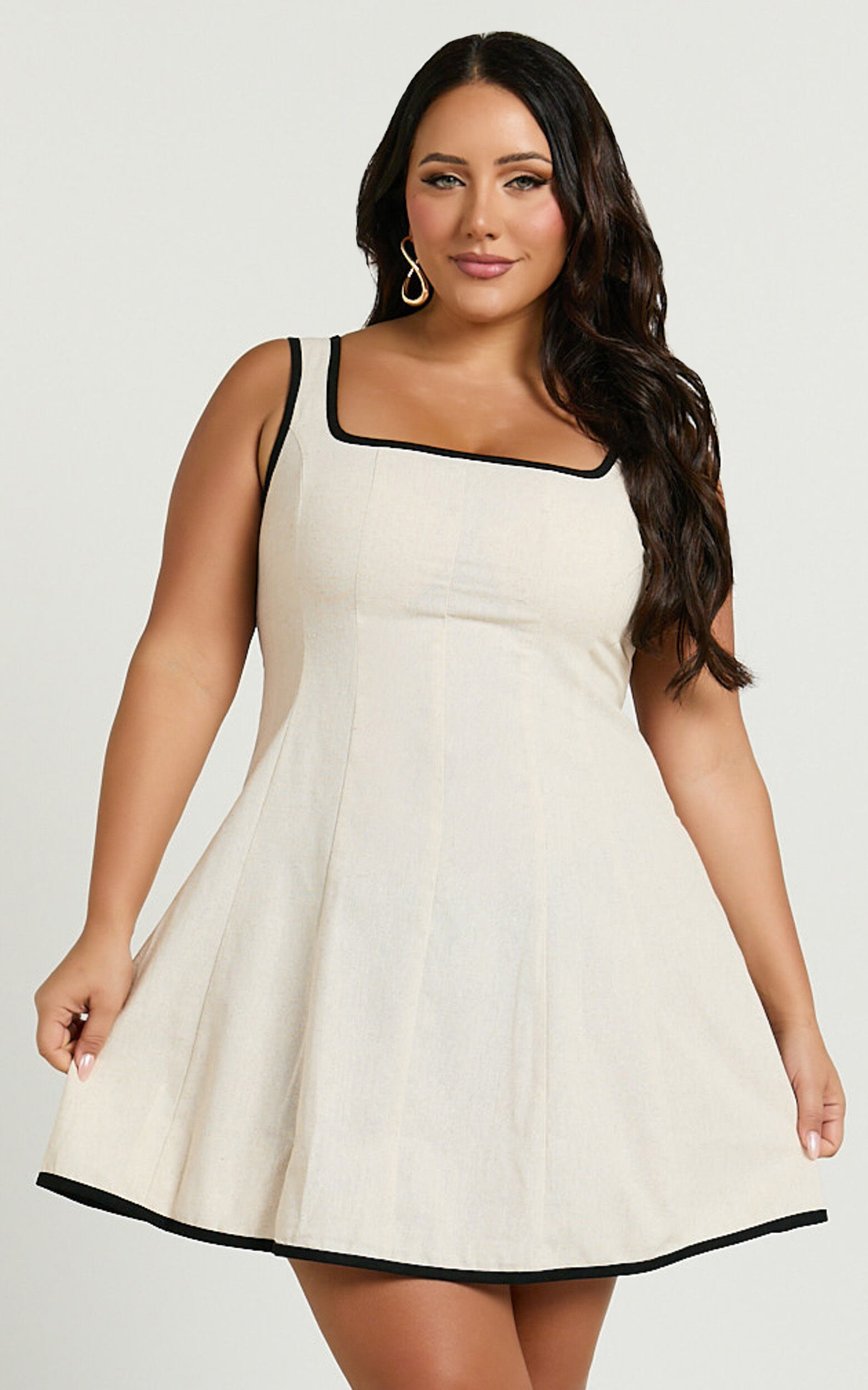 Antoni Mini Dress - Linen Ruched Back Square Neck Fit and Flare Dress in Natural