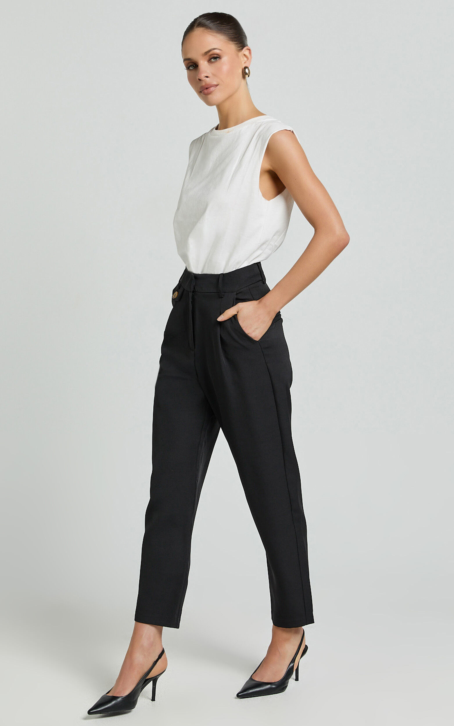 Suri Cropped Pant - High Waisted Tapered Tailored Pant With Pocket Detail in Black