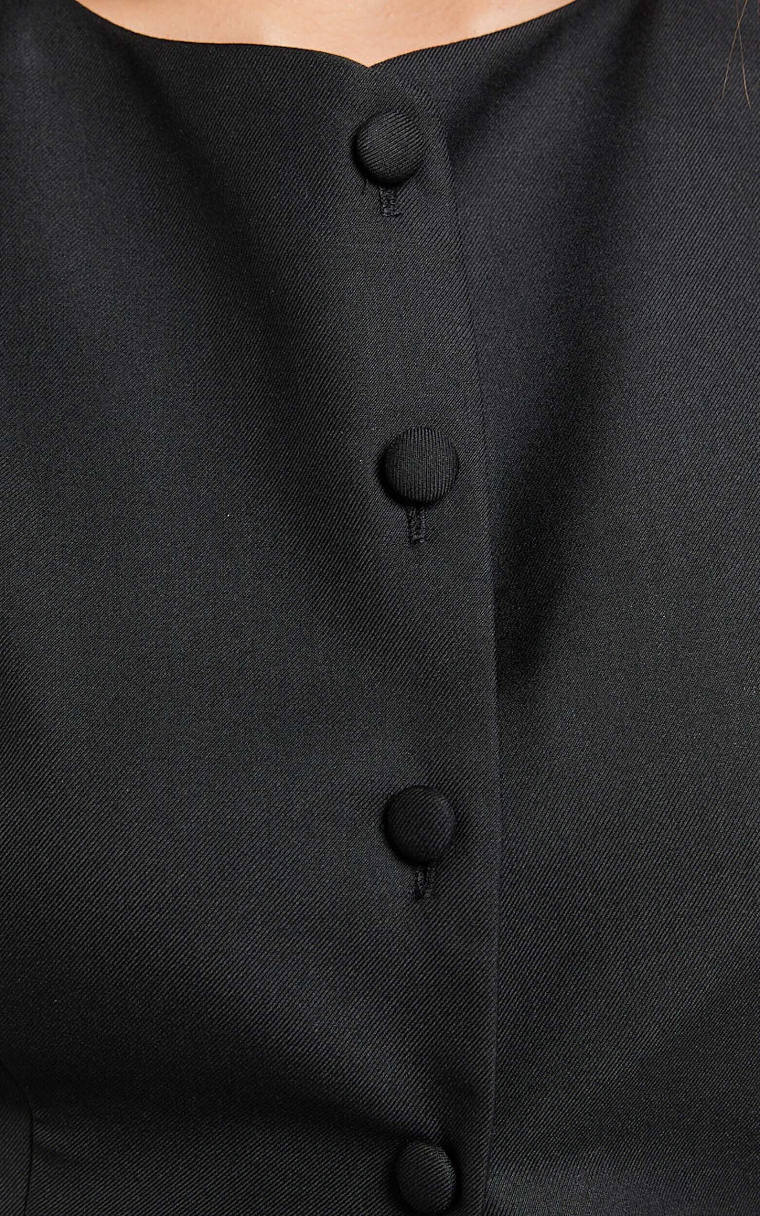 Desi Top - Longline Crew Neck Vest Top in Black