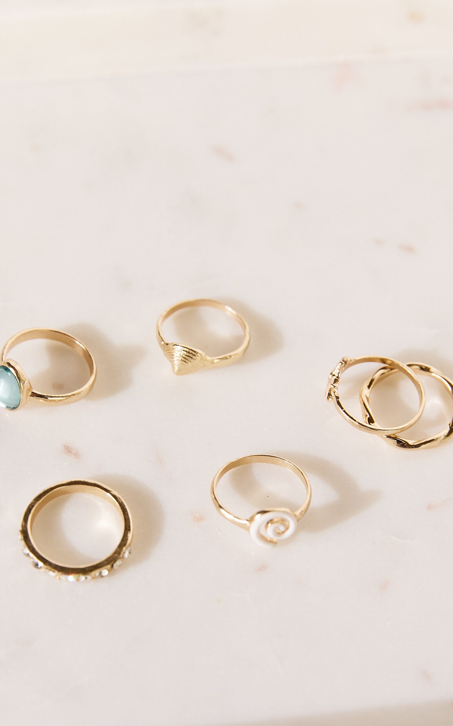 Shelley 6 Ring Pack in Gold